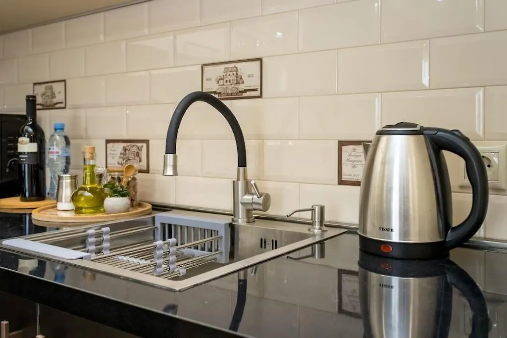 Gg Home - 2-Bedroom Apartment In Vake At The Mziuri Park Tbilisi